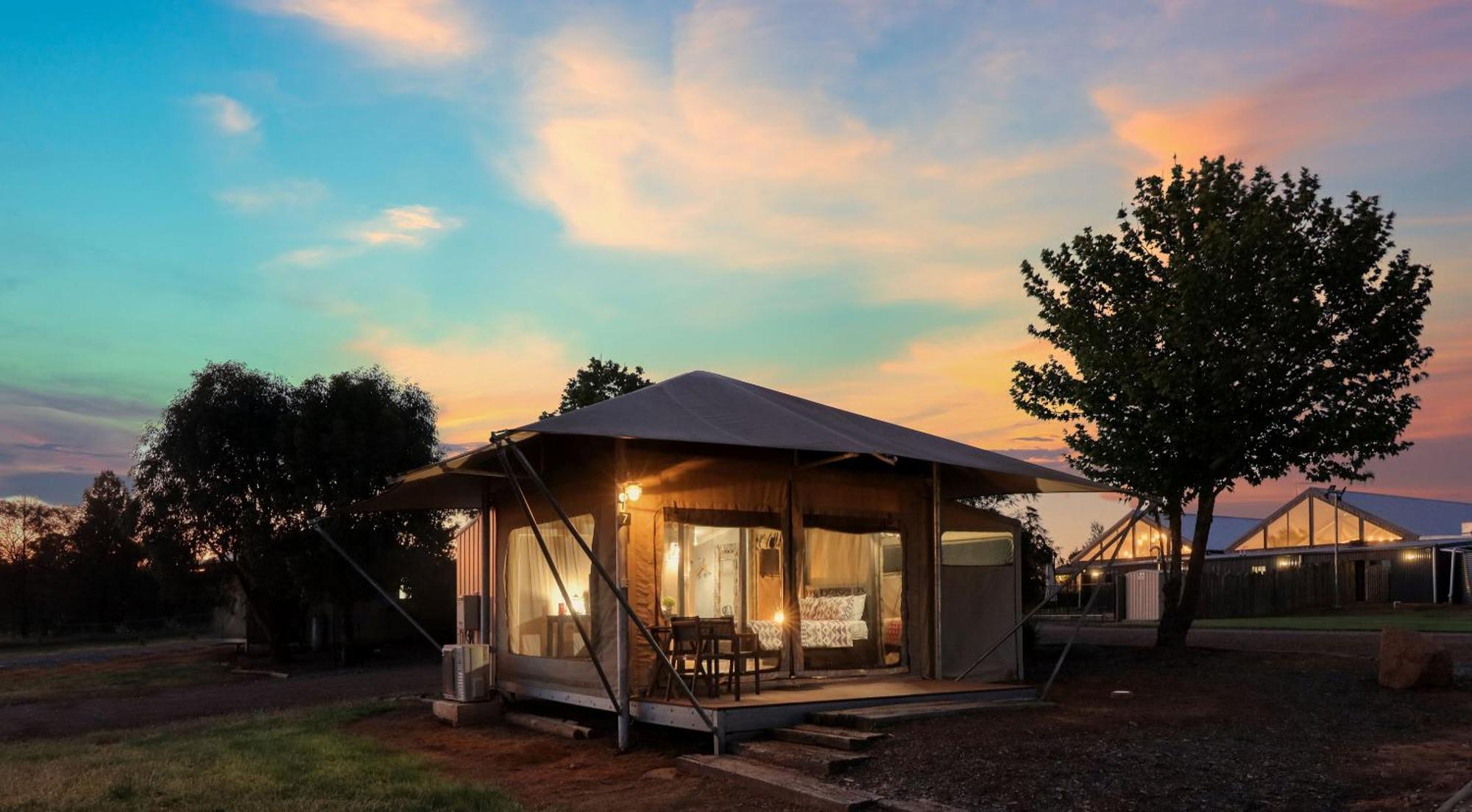 Dubbo Rhino Lodge Esterno foto