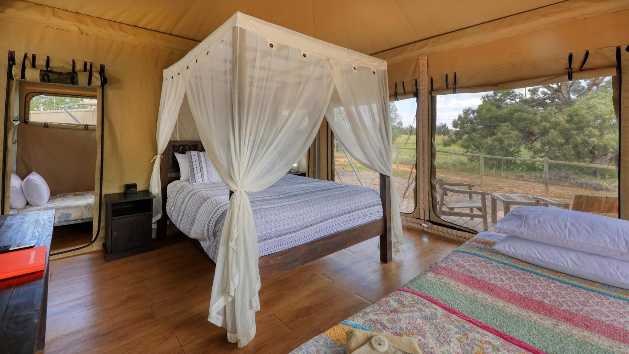 Dubbo Rhino Lodge Esterno foto